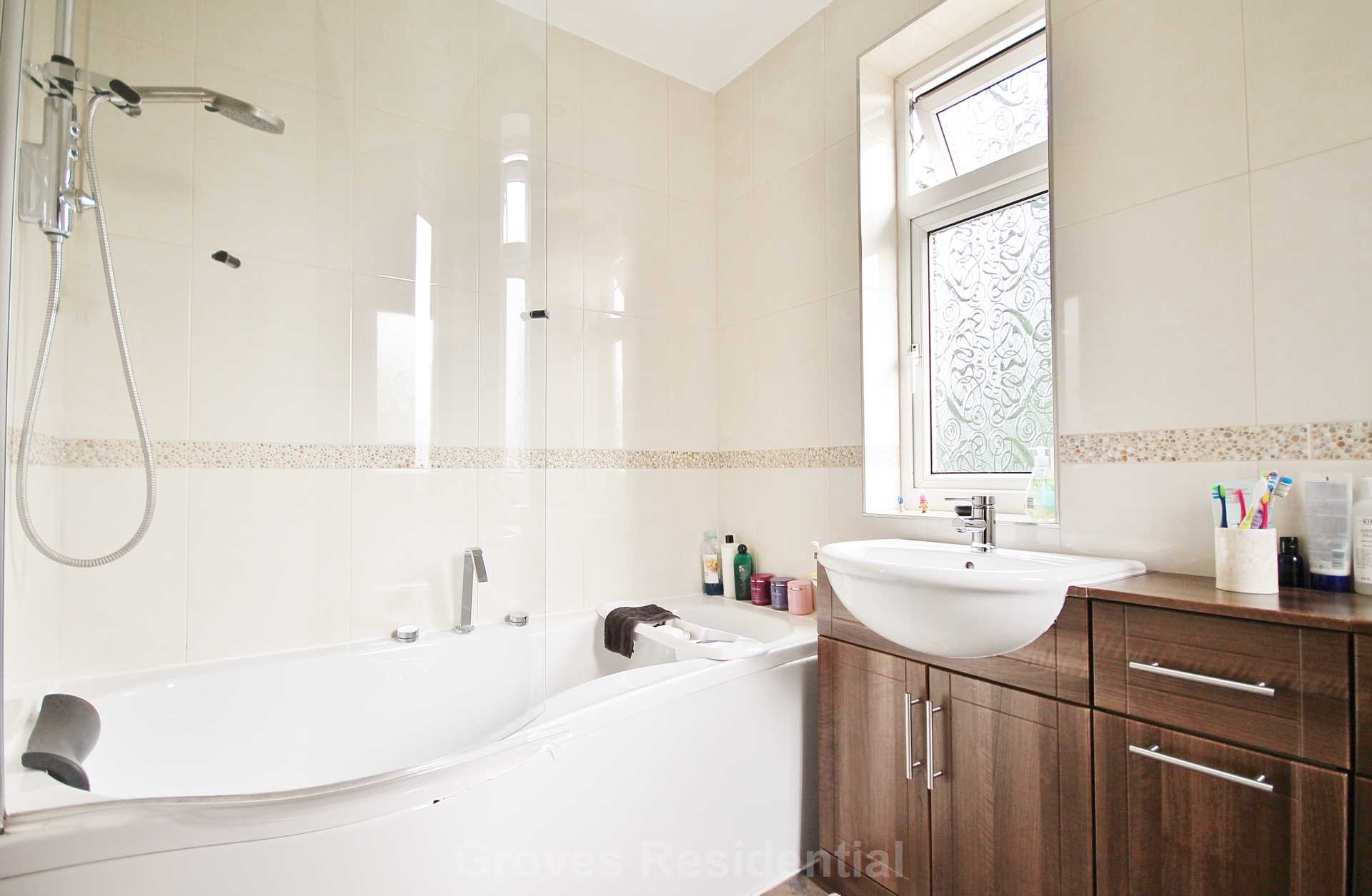 Claremont Avenue, New Malden, Image 11