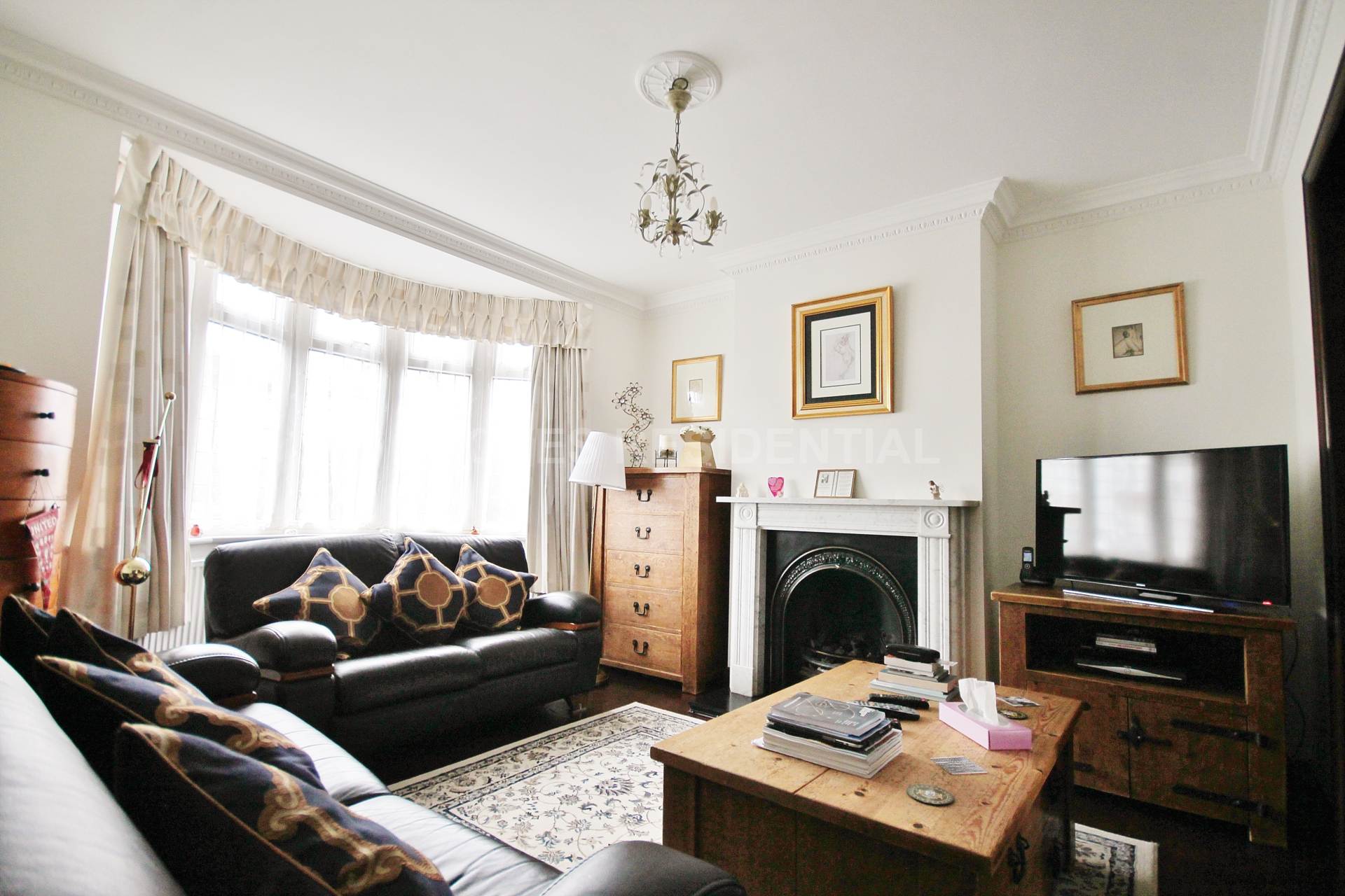 Claremont Avenue, New Malden, Image 4