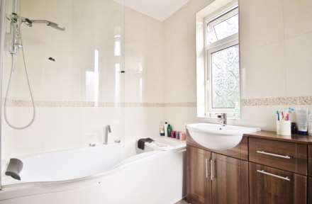 Claremont Avenue, New Malden, Image 11