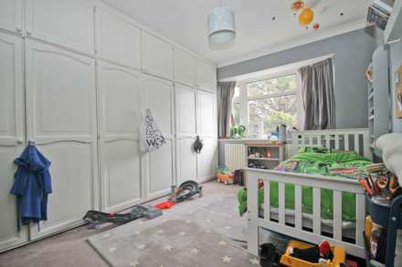 Claremont Avenue, New Malden, Image 15