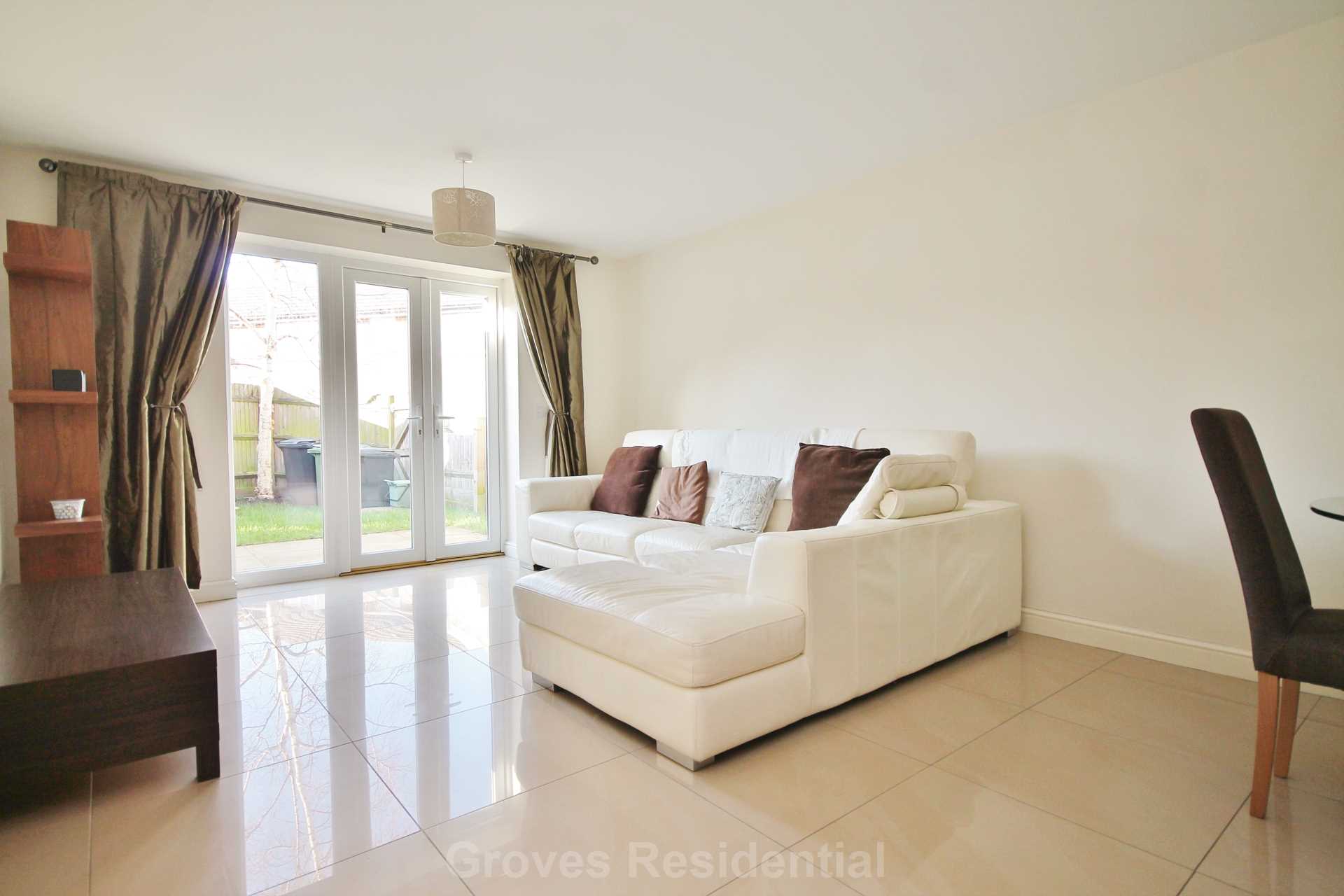 Cuddington Avenue, Worcester Park, Image 2