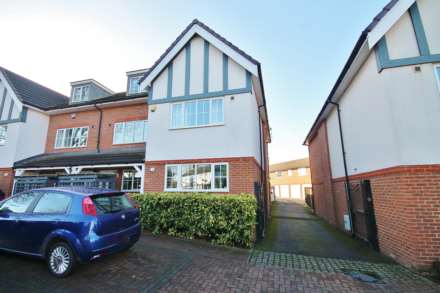 Property For Rent Cuddington Avenue, Worcester Park