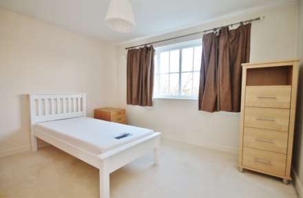 Cuddington Avenue, Worcester Park, Image 11