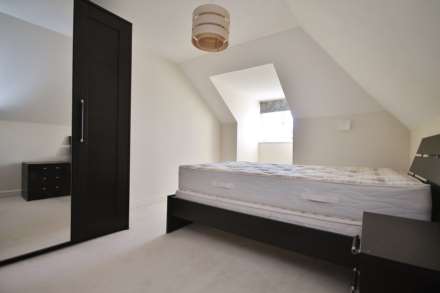 Cuddington Avenue, Worcester Park, Image 15