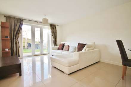 Cuddington Avenue, Worcester Park, Image 2
