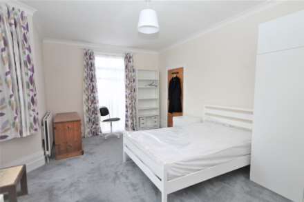 Avenue Road, New Malden, Image 2