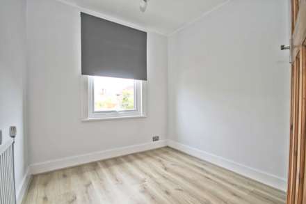 The Close, New Malden, Image 10