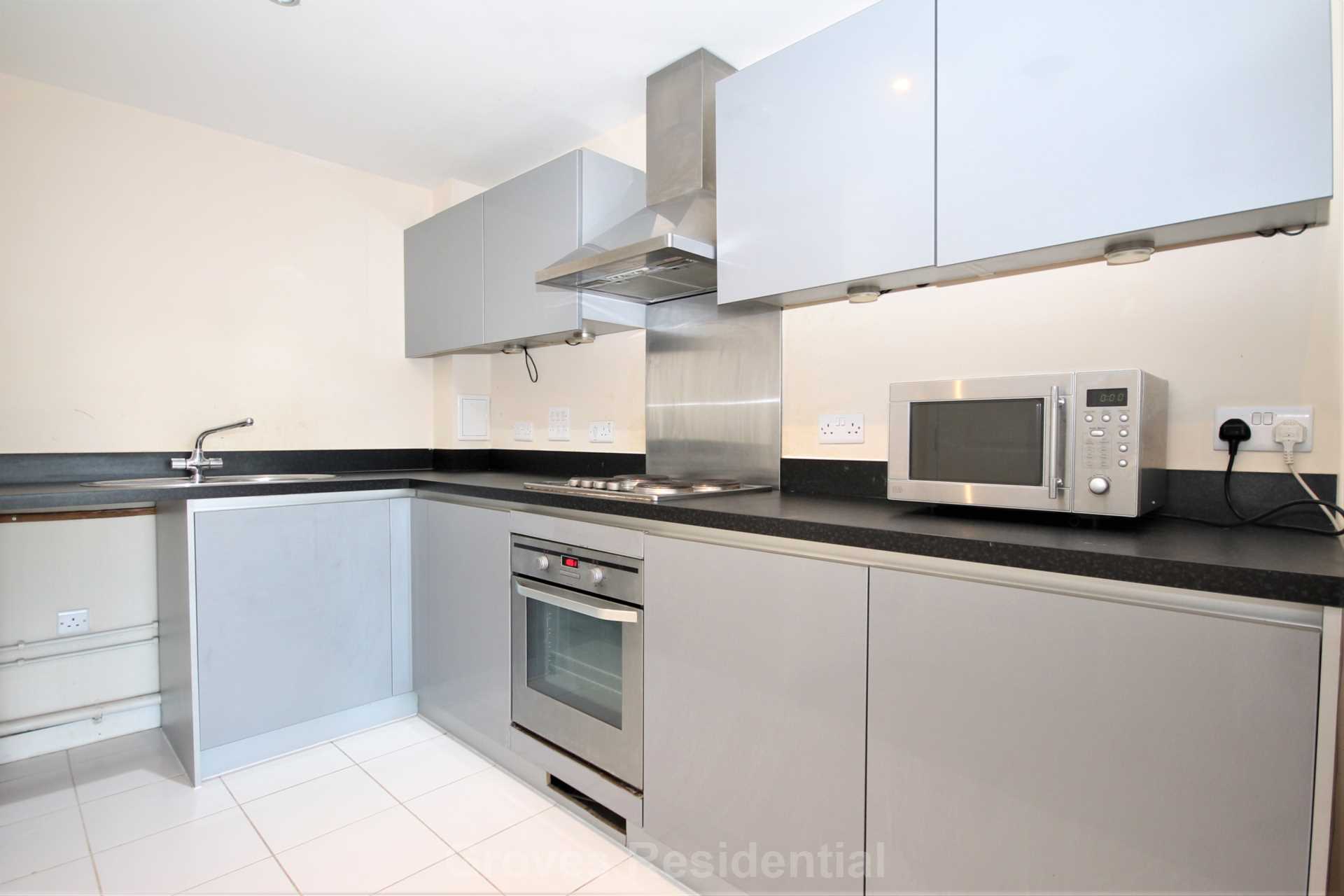 Durnsford Road, London, Image 3