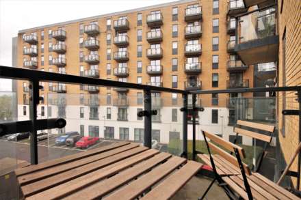 Durnsford Road, London, Image 1