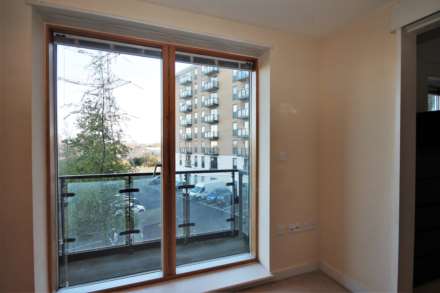 Durnsford Road, London, Image 2
