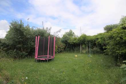 Ancaster Crescent, New Malden, Image 13