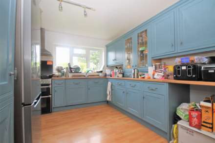 Ancaster Crescent, New Malden, Image 6