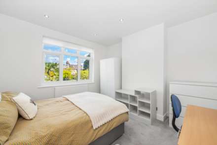 Phyllis Avenue, New Malden, Image 14