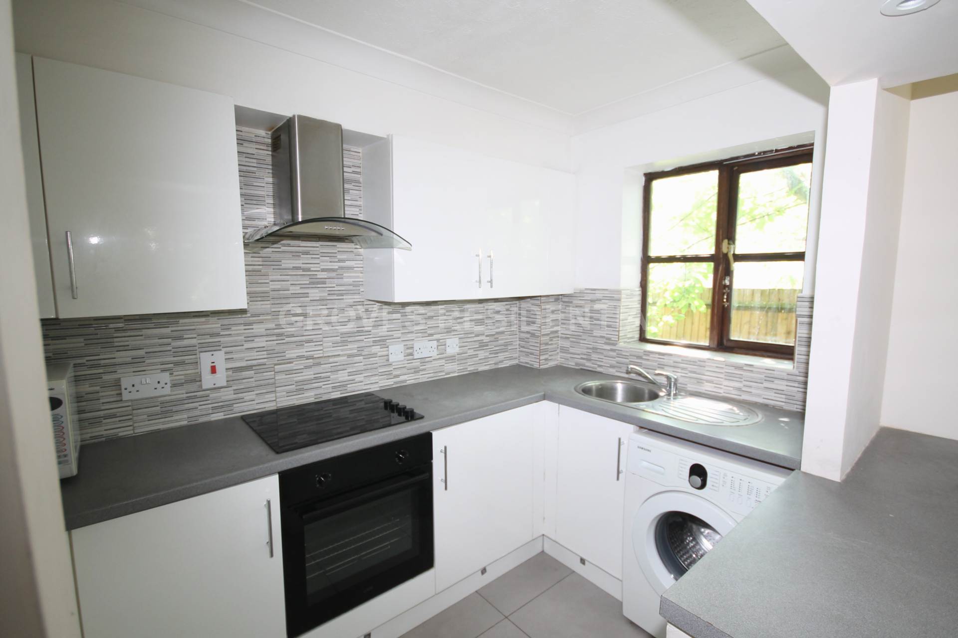 Warwick Road, New Malden, Image 4