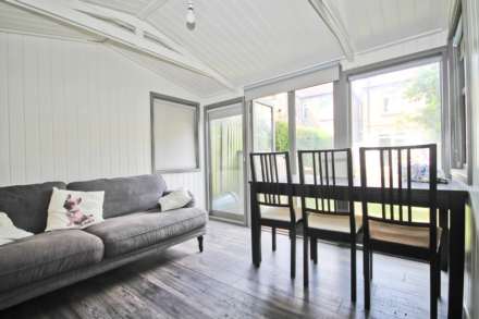 Claremont Avenue, New Malden, Image 12