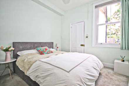 Claremont Avenue, New Malden, Image 7