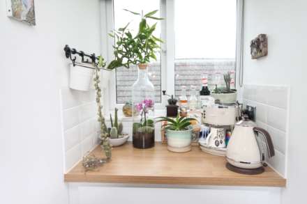 Dukes Avenue, New Malden, Image 4