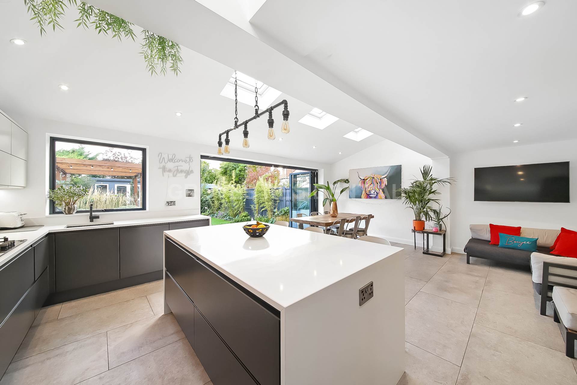 Bargate Close, New Malden, Image 7