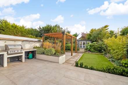 Bargate Close, New Malden, Image 11