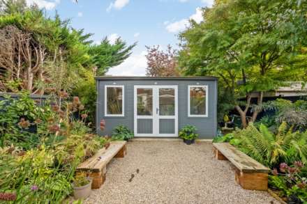 Bargate Close, New Malden, Image 18