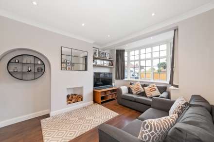 Bargate Close, New Malden, Image 9
