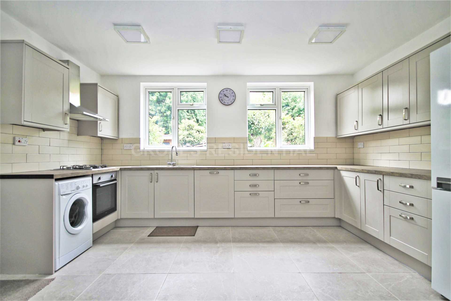 Gordon Road, Kingston Upon Thames, Image 2