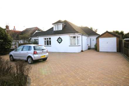 6 Bedroom Detached Bungalow, Cotsford Avenue, New Malden