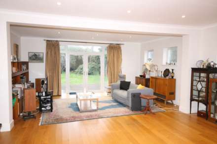 Cotsford Avenue, New Malden, Image 3