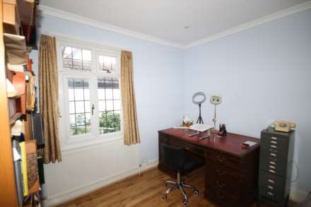 Cotsford Avenue, New Malden, Image 8