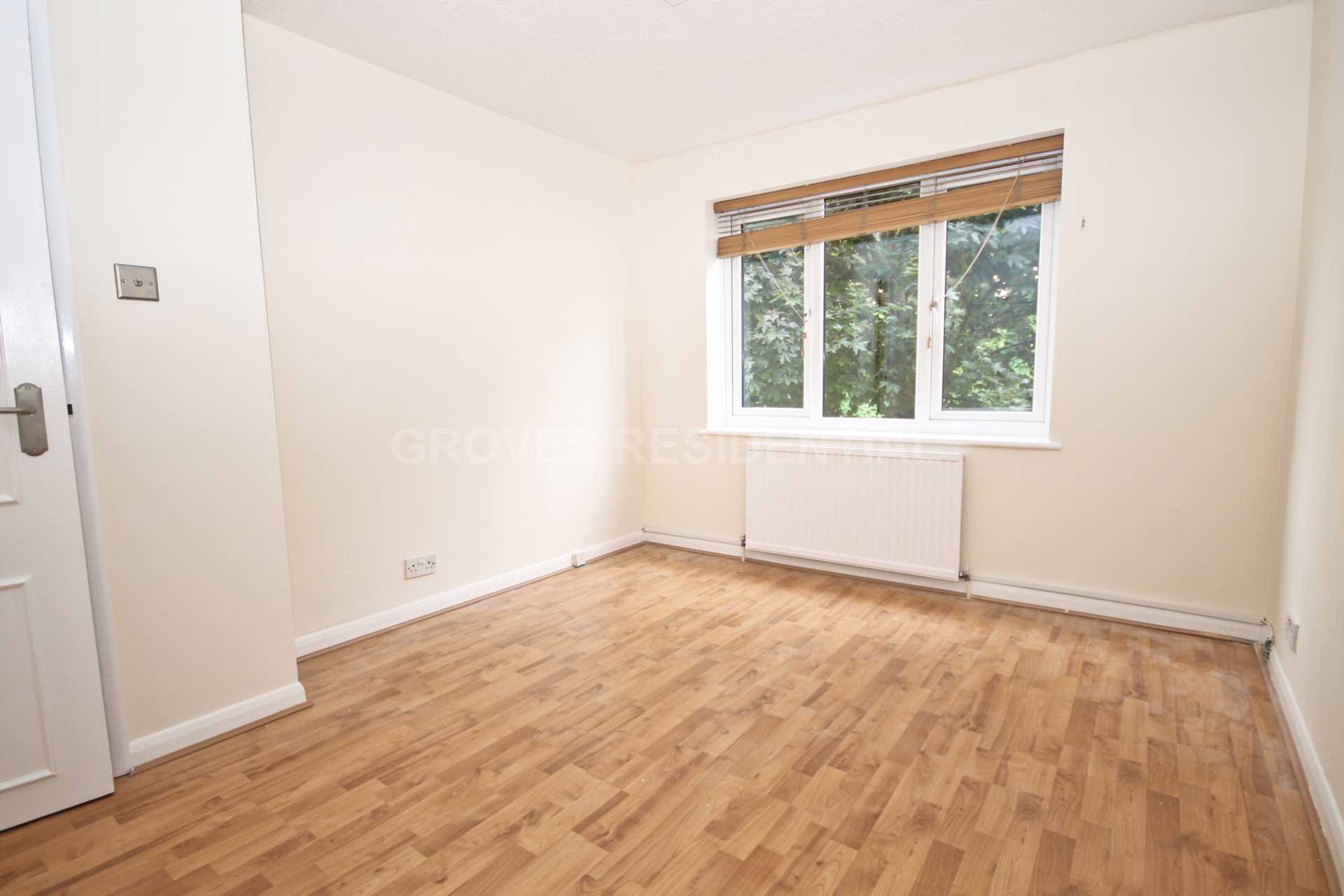 Dukes Avenue, New Malden, Image 5