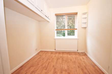 Dukes Avenue, New Malden, Image 6