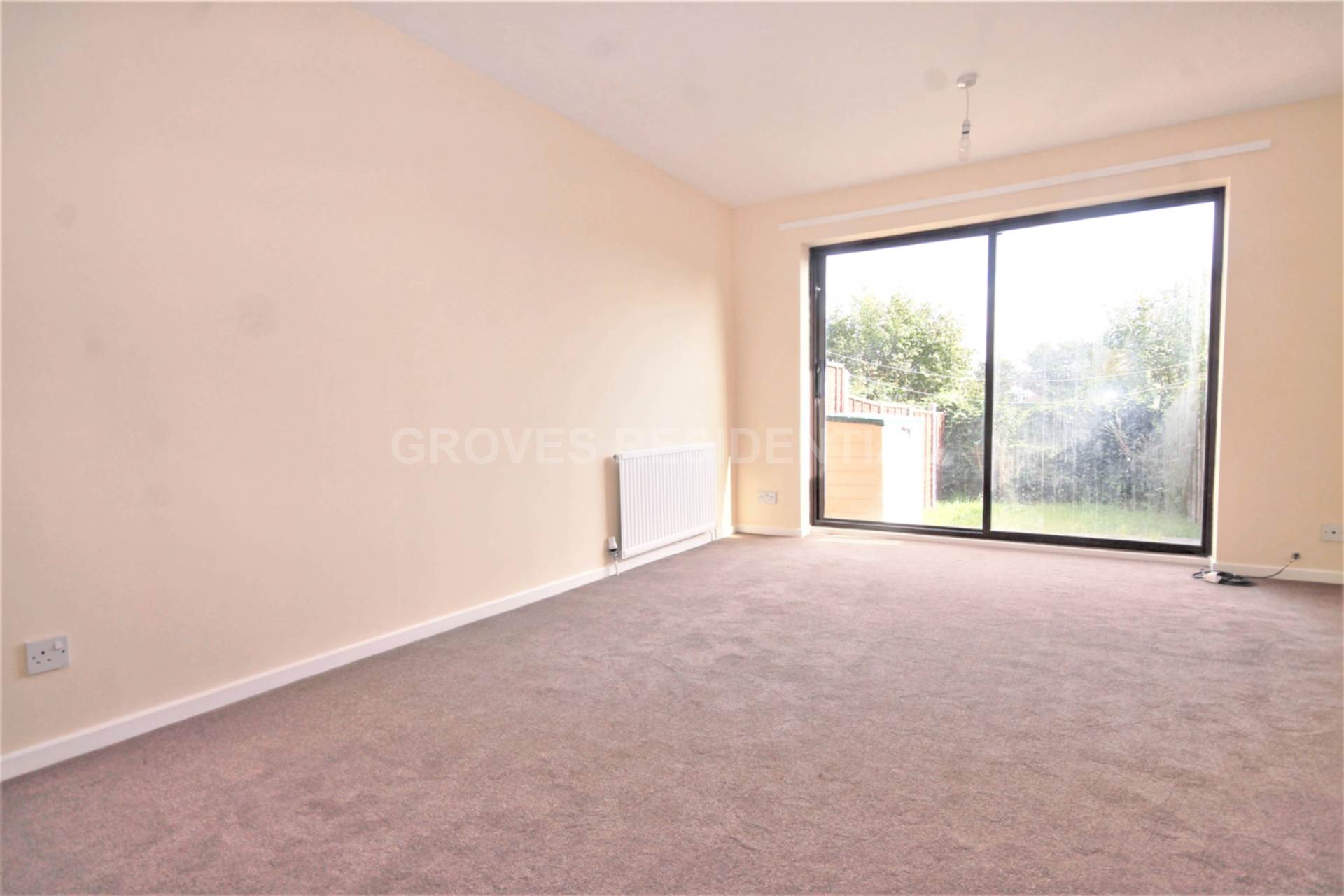 Cheltenham Close, New Malden, Image 3