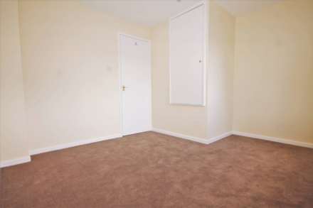 Cheltenham Close, New Malden, Image 5