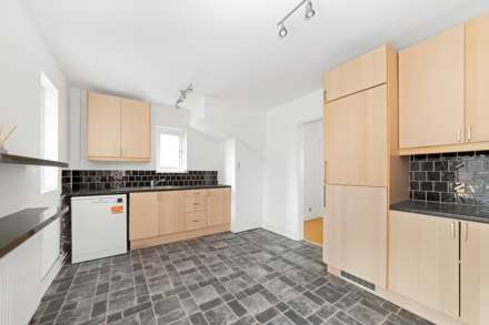 Ronelean Road, Surbiton, Image 5