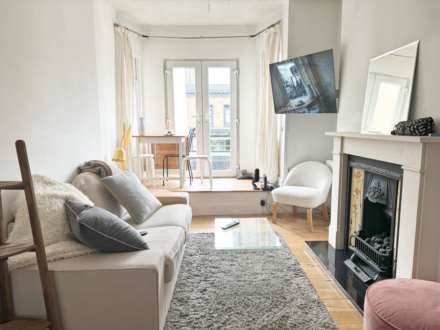 2 Bedroom Flat, Kings Road, London