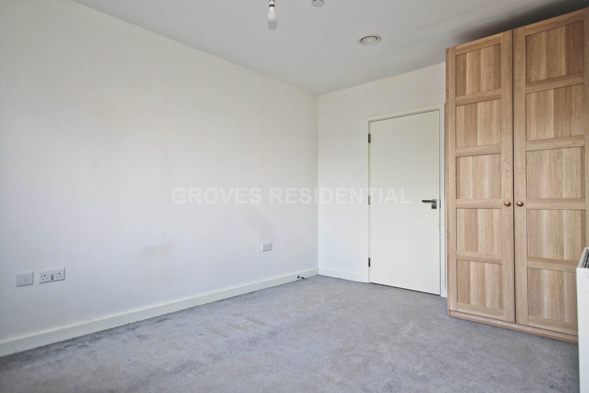 Powdermill Close, New Malden, Image 12