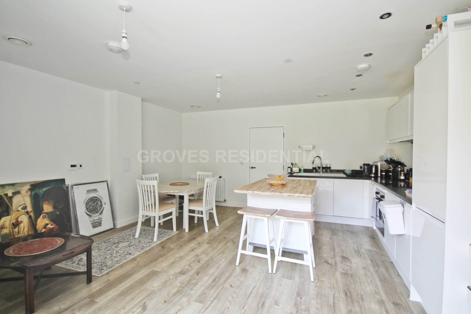 Powdermill Close, New Malden, Image 5