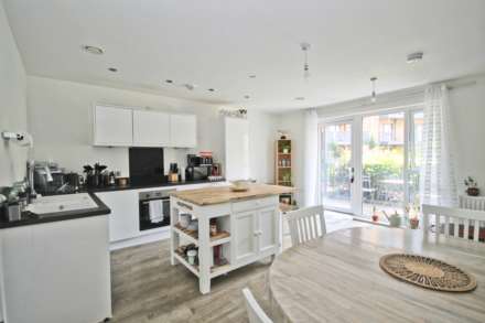 Powdermill Close, New Malden, Image 8