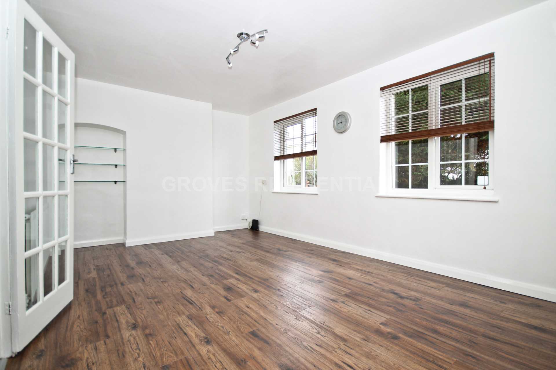 The Crescent, New Malden, Image 5