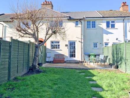 The Crescent, New Malden, Image 14