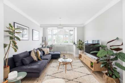 Ancaster Crescent, New Malden, Image 11