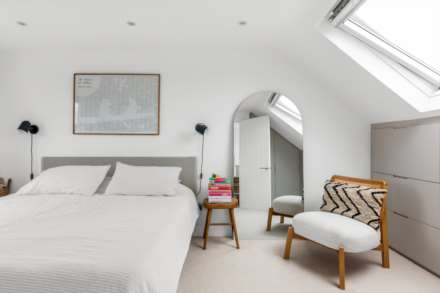 Ancaster Crescent, New Malden, Image 15