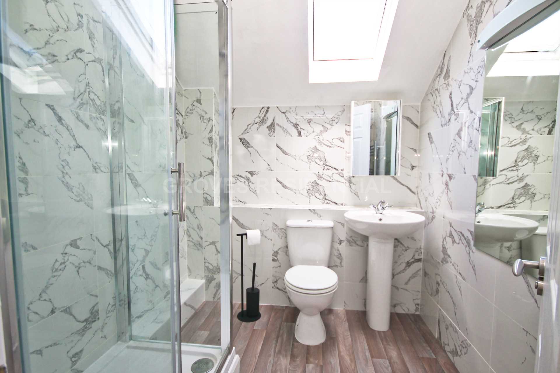 Chestnut Grove, New Malden, Image 7