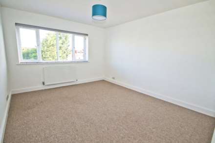 Chestnut Grove, New Malden, Image 2