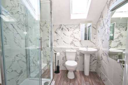 Chestnut Grove, New Malden, Image 7