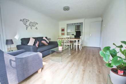 Dukes Avenue, New Malden, Image 3
