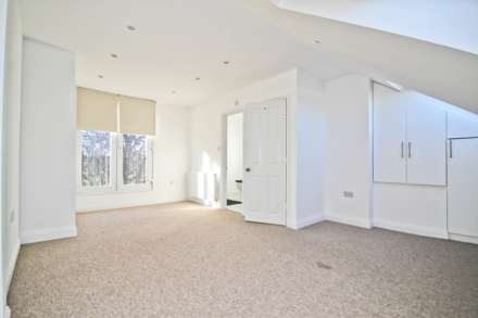 Stanley Avenue, New Malden, Image 10