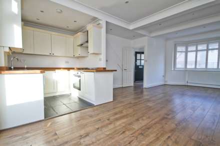 Stanley Avenue, New Malden, Image 2