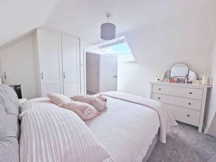 Adela Avenue, New Malden, Image 9
