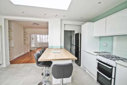 Tennyson Avenue, New Malden, Image 9